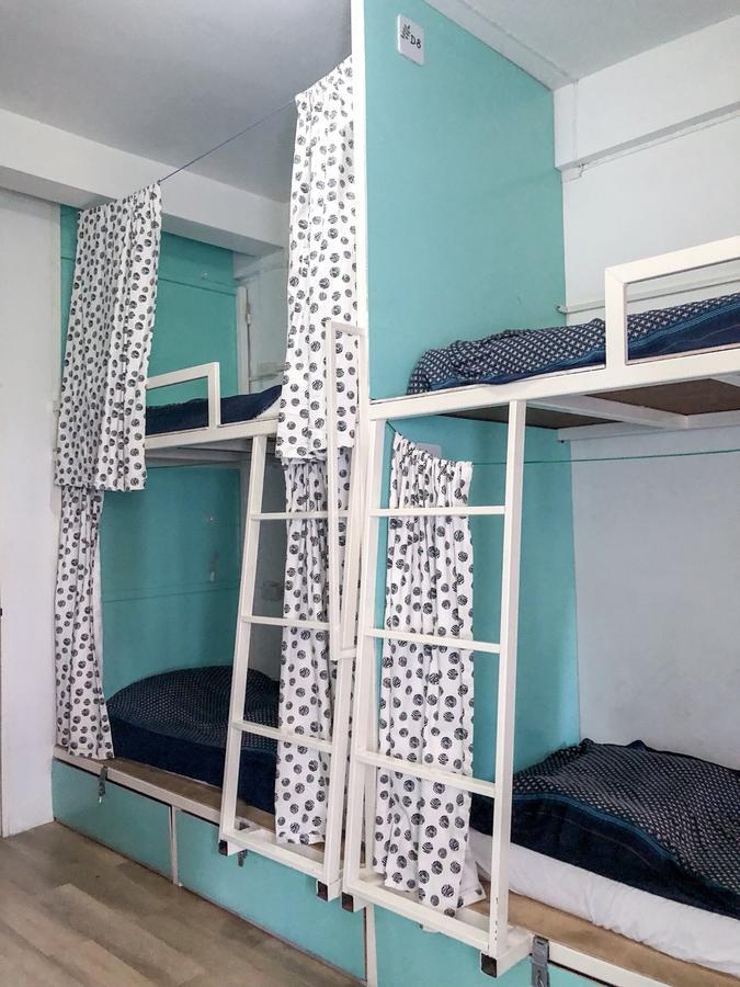Green Home Hostel And Massage Bangkok Ngoại thất bức ảnh